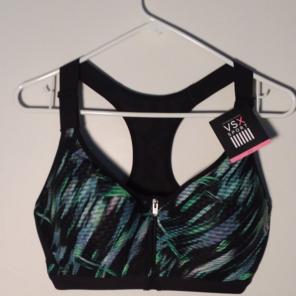 Victorias Secret VSX Racerback Sports Bra NTW size 36DD in abstract pattern